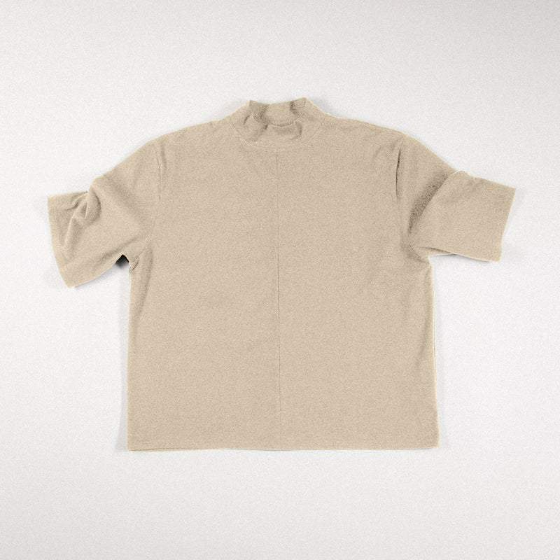 CORE MOCK NECK T-SHIRT sand