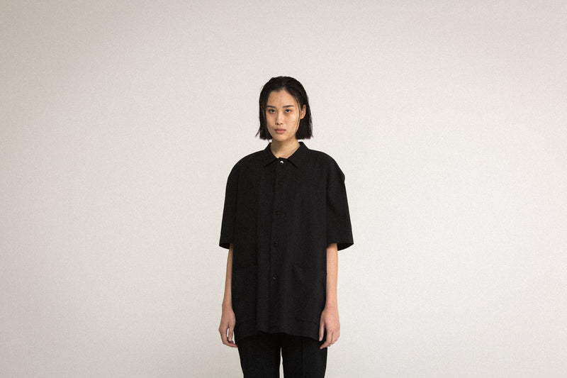 CORE SHORT SLEEVED SHIRT coal